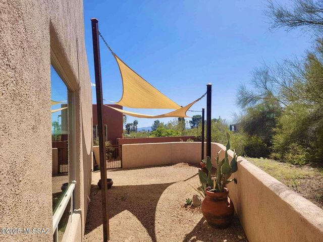 5550 W Open R Place, Tucson, AZ 85713