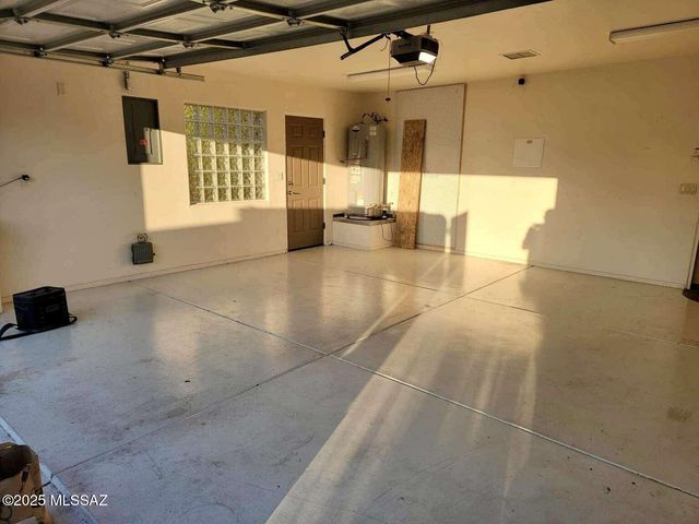 5550 W Open R Place, Tucson, AZ 85713