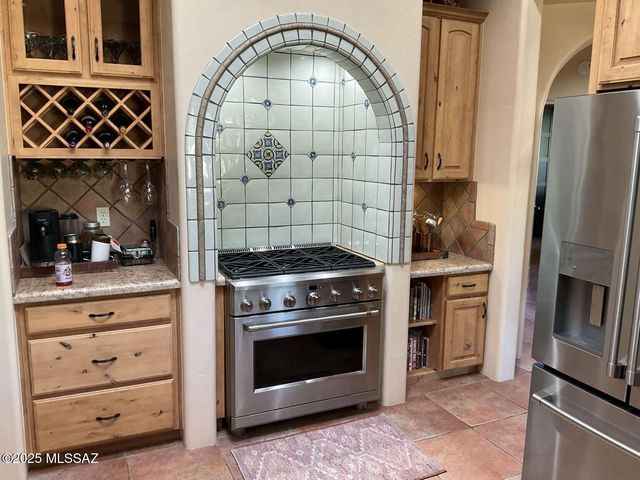 5550 W Open R Place, Tucson, AZ 85713