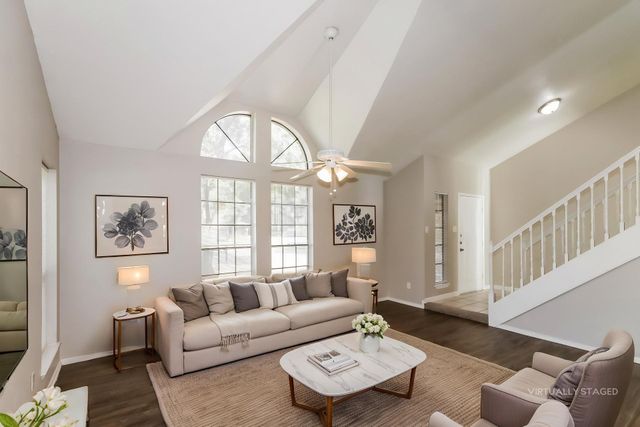 7447 Woodland West Drive, Houston, TX 77040