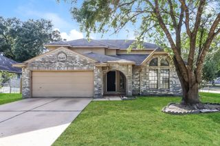 7447 Woodland West Drive, Houston, TX 77040