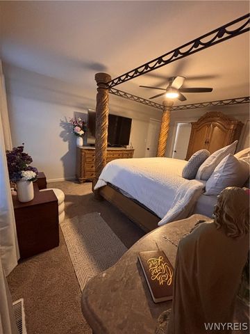 6356 Heritage Point North, Lockport Town, NY 14094