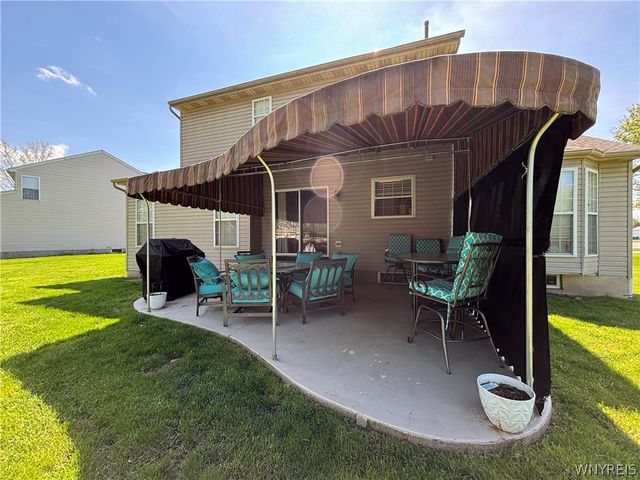 6356 Heritage Point North, Lockport Town, NY 14094