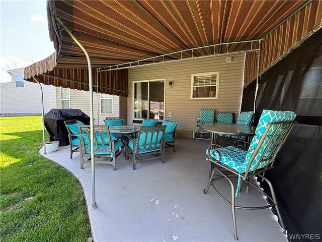 6356 Heritage Point North, Lockport Town, NY 14094