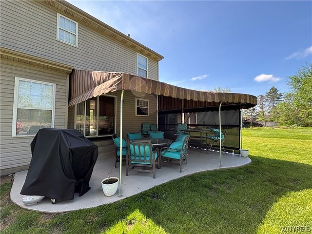 6356 Heritage Point North, Lockport Town, NY 14094
