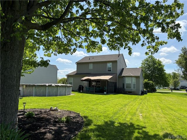 6356 Heritage Point North, Lockport Town, NY 14094