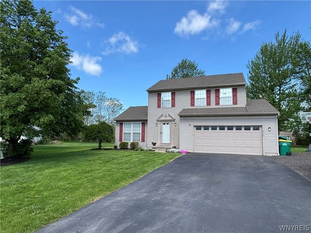 6356 Heritage Point North, Lockport Town, NY 14094