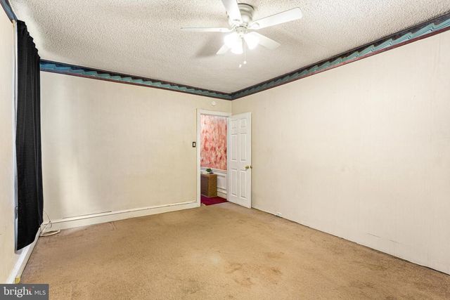 2438 CEDAR ST, Philadelphia, PA 19125