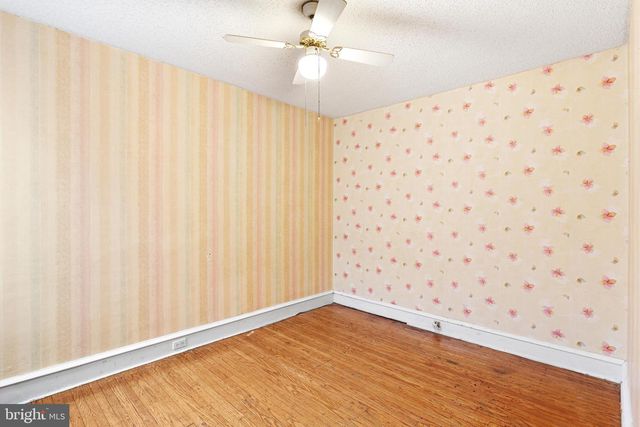 2438 CEDAR ST, Philadelphia, PA 19125