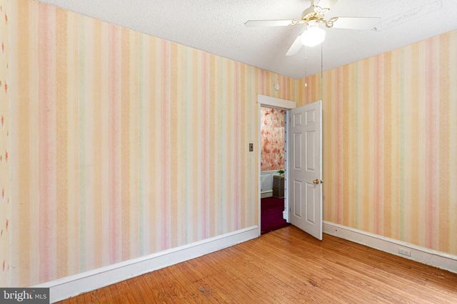 2438 CEDAR ST, Philadelphia, PA 19125