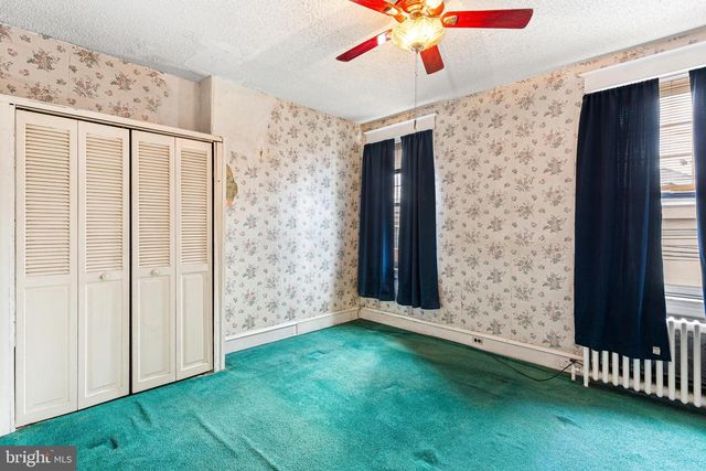 2438 CEDAR ST, Philadelphia, PA 19125