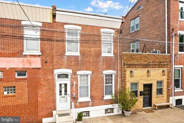 2438 CEDAR ST, Philadelphia, PA 19125