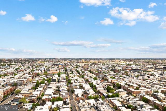 2438 CEDAR ST, Philadelphia, PA 19125