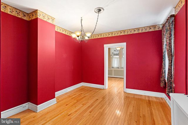 2438 CEDAR ST, Philadelphia, PA 19125