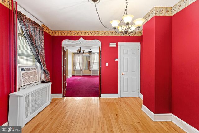 2438 CEDAR ST, Philadelphia, PA 19125