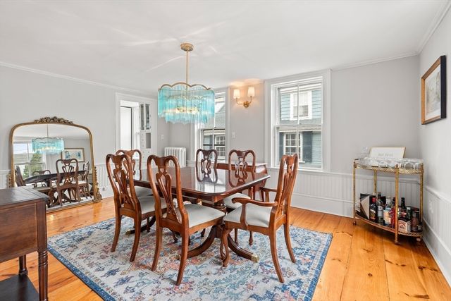 1 Mason St 2, Marblehead, MA 01945