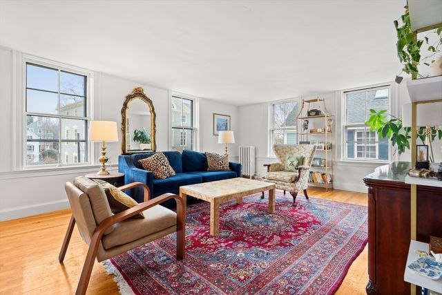 1 Mason St 2, Marblehead, MA 01945