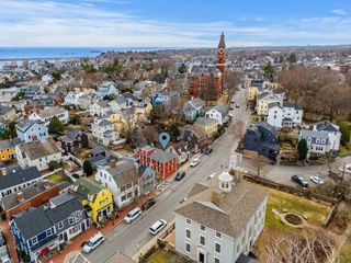 1 Mason St 2, Marblehead, MA 01945