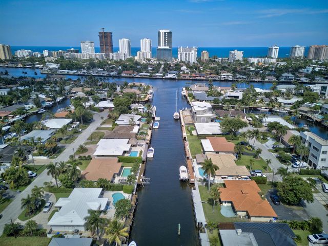 2542 SE 10th Street, Pompano Beach, FL 33062