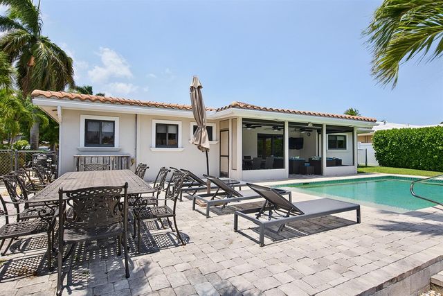 2542 SE 10th Street, Pompano Beach, FL 33062