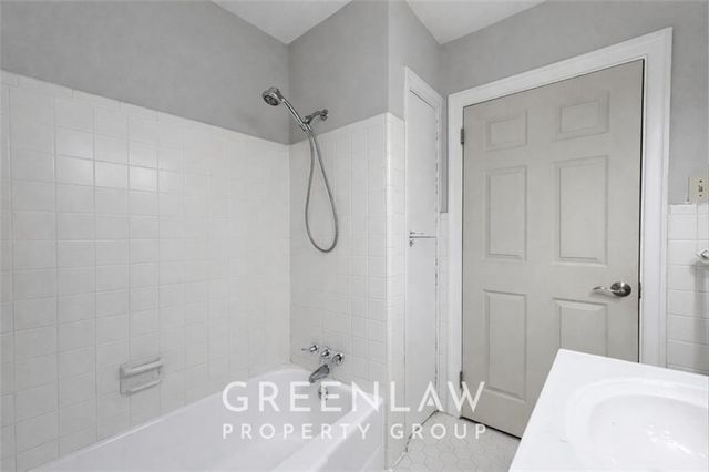 1944 Lyle Avenue, College Park, GA 30337