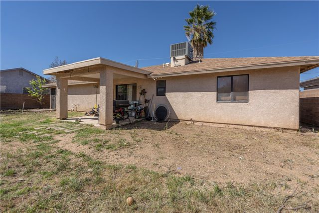 3284 N Yavapai Street, Kingman, AZ 86401