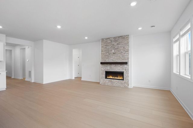 20153 Ginseng Way, Lakeville, MN 55044