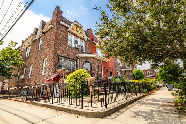 3524 Aveune M, Brooklyn, NY 11234