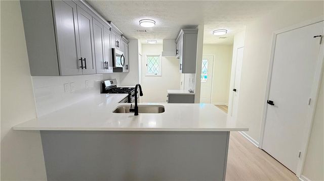 6719 Colchester Place, Norcross, GA 30093