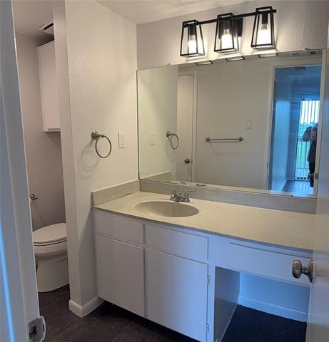 4500 E Oltorf ST A105, Austin, TX 78741