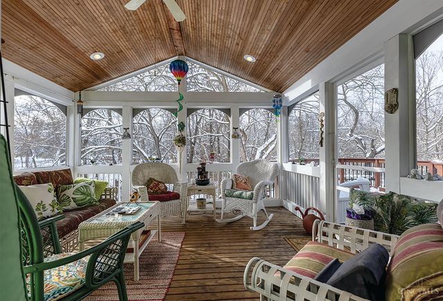 690 Kensington Court, Hamilton Twp, OH 45039