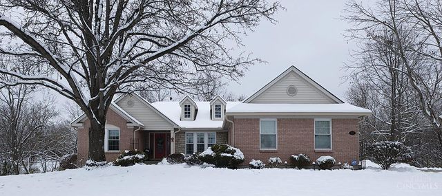 690 Kensington Court, Hamilton Twp, OH 45039