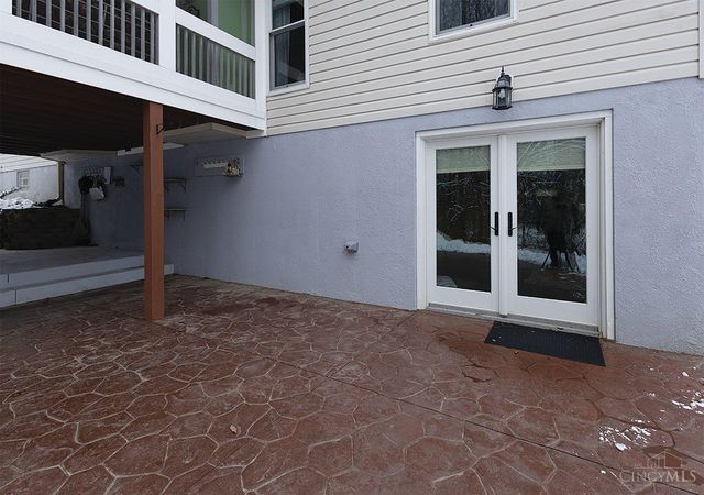 690 Kensington Court, Hamilton Twp, OH 45039