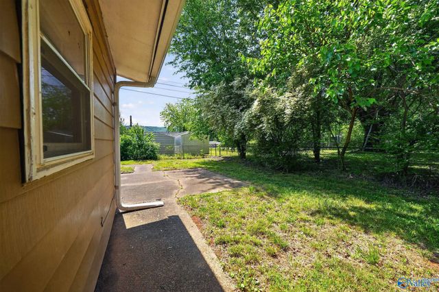3824 Crane Drive NE, Huntsville, AL 35811