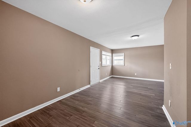 3824 Crane Drive NE, Huntsville, AL 35811