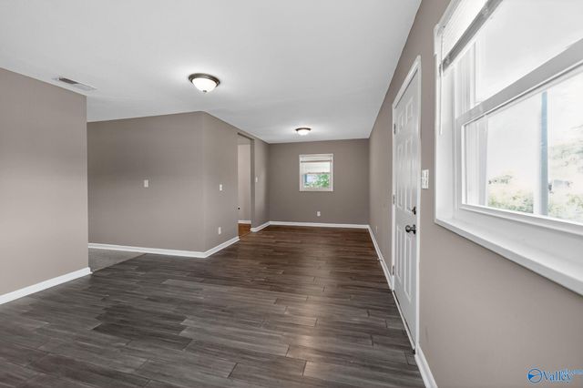 3824 Crane Drive NE, Huntsville, AL 35811