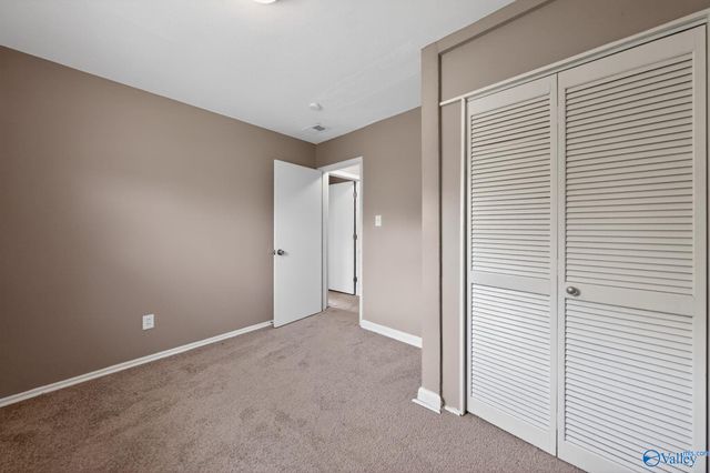 3824 Crane Drive NE, Huntsville, AL 35811