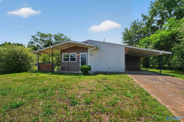 3824 Crane Drive NE, Huntsville, AL 35811