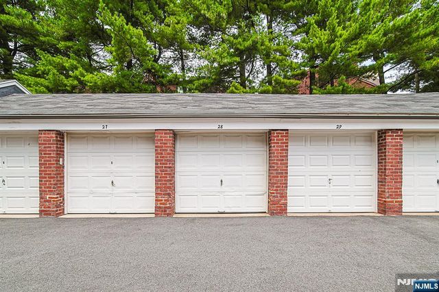 1575 Center Avenue 3F, Fort Lee, NJ 07024