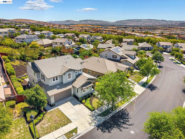 5131 Montiano Ln, Dublin, CA 94568