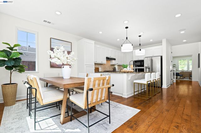 5131 Montiano Ln, Dublin, CA 94568