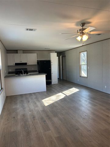 7699 Peden Road, Azle, TX 76020