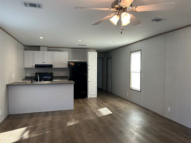 7699 Peden Road, Azle, TX 76020