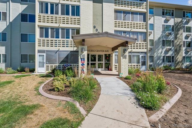 9335 E Center Avenue 2B, Denver, CO 80247