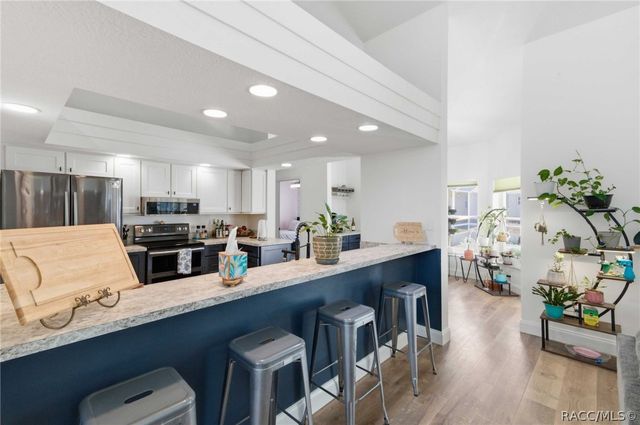 1810 W Pine Ridge Boulevard, Beverly Hills, FL 34465