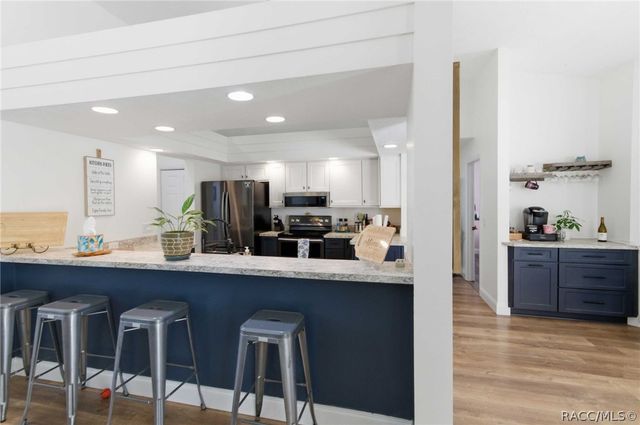 1810 W Pine Ridge Boulevard, Beverly Hills, FL 34465