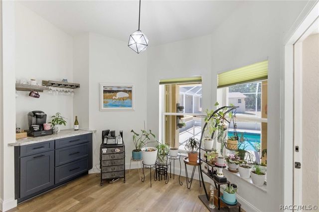 1810 W Pine Ridge Boulevard, Beverly Hills, FL 34465