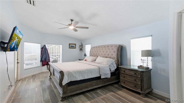 1810 W Pine Ridge Boulevard, Beverly Hills, FL 34465