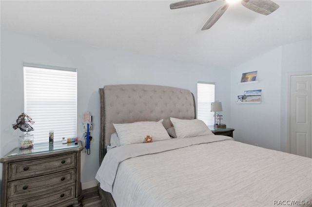 1810 W Pine Ridge Boulevard, Beverly Hills, FL 34465