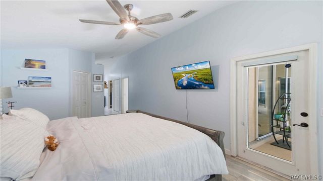 1810 W Pine Ridge Boulevard, Beverly Hills, FL 34465